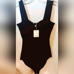 Women's Sleeveless Bodysuit Formfitting Jumper Size SMALL 4/6 Square Neck Tank
